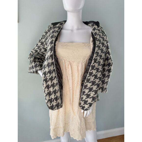 Anthropologie Cropped Houndstooth Hooded Jacket Wool Blend Grey Coat size M - Picture 7 of 10